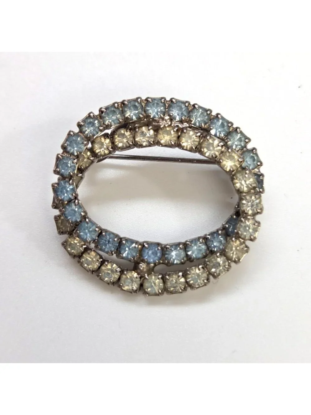 Vintage Blue & White Prong Set Rhinestone Oval Circle Brooch